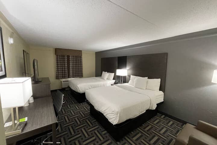 Room 12 of 44