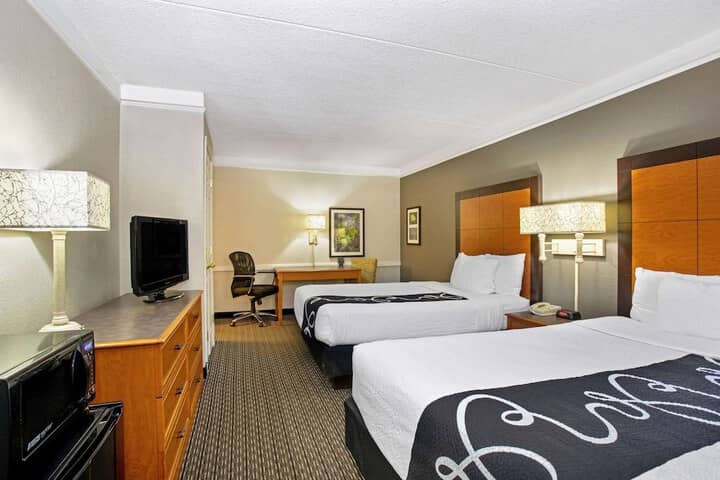 Room 14 of 38